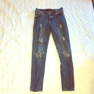 Youth ripped jeans
